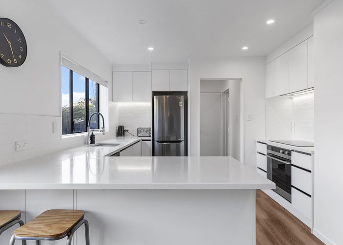  at 1/16A Sunnynook Road, Sunnynook, Auckland