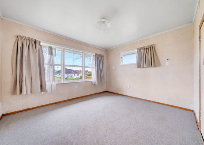  at 15 Julian Place, Otara, Manukau City, Auckland