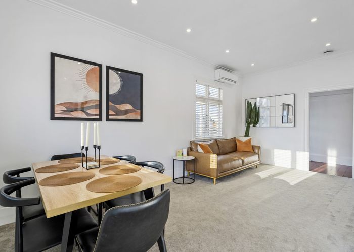  at 2/1601 Great North Road, Waterview, Auckland