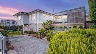  at 11 Clovelly Road, Bucklands Beach, Auckland