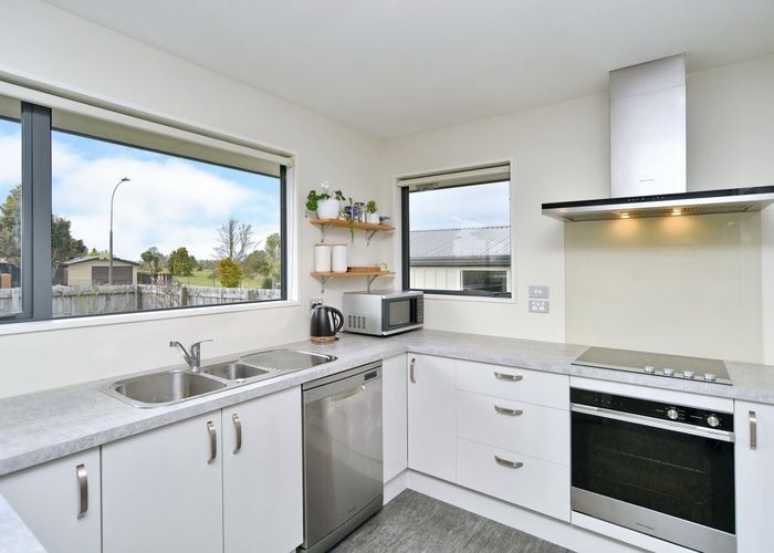  at 1/36 Reginald Street, Burwood, Christchurch City, Canterbury