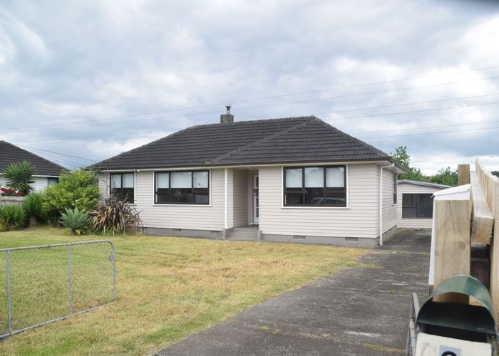  at 14 Fisher Crescent, Otara, Auckland