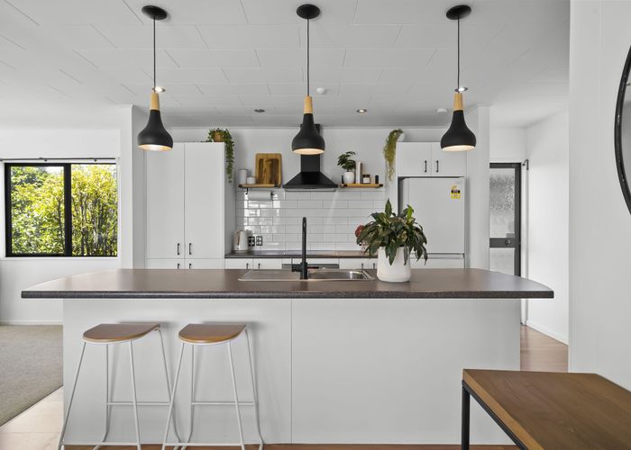  at 10 Bencard Place, Hoon Hay, Christchurch City, Canterbury