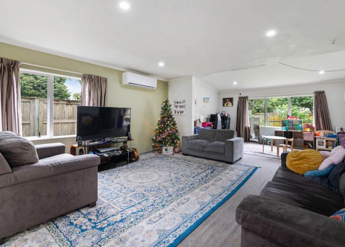  at 2 Bruce Pulman Drive, Takanini, Papakura, Auckland