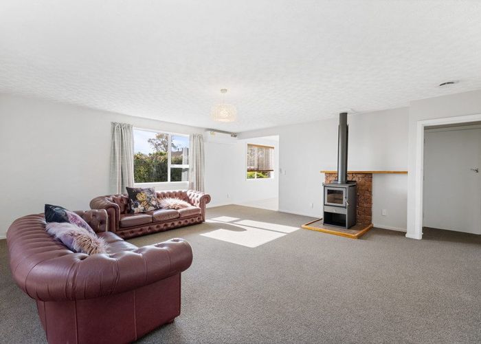  at 33 Fern Drive, Halswell, Christchurch