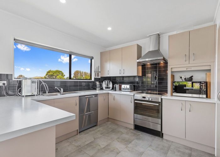  at 10a Hayley Grove, Papamoa Beach, Tauranga, Bay Of Plenty