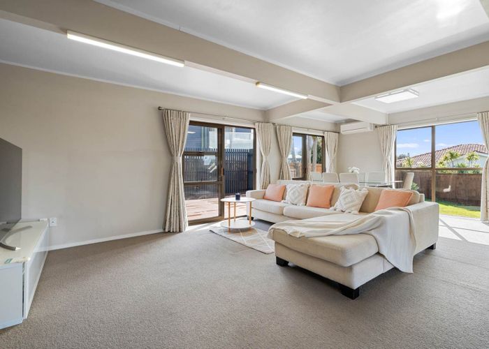  at 28 Luton Avenue, Sunnyhills, Manukau City, Auckland