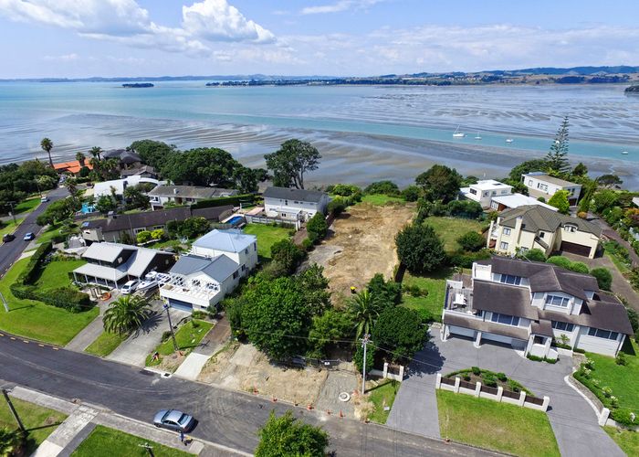  at 133 Pah Road, Cockle Bay, Auckland