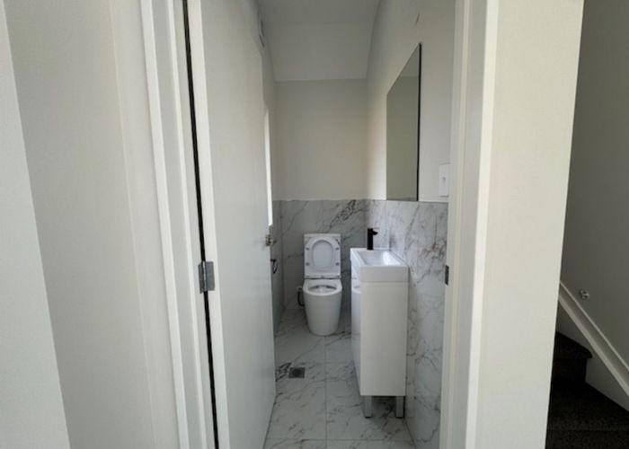  at 18D Addington Avenue, Manurewa, Manukau City, Auckland