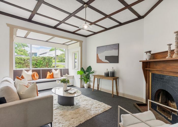  at 1/16 Pine Street, New Lynn, Waitakere City, Auckland