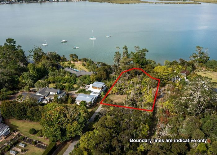  at 5C Chatham Avenue, Paremoremo, North Shore City, Auckland