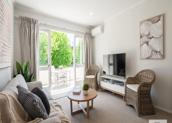  at 2/27 Vale Road, Saint Heliers, Auckland City, Auckland