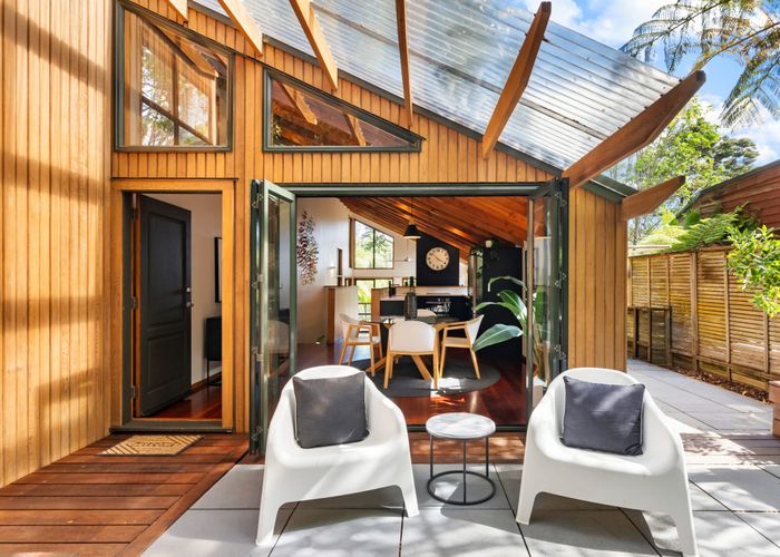  at 31 York Road, Titirangi, Waitakere City, Auckland