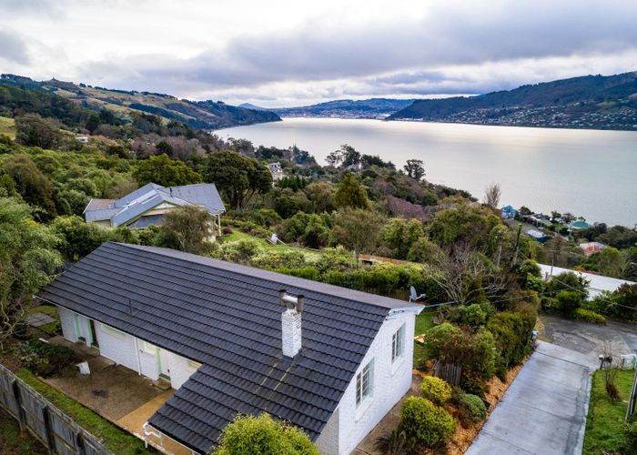  at 21 Jane Street, Macandrew Bay, Dunedin
