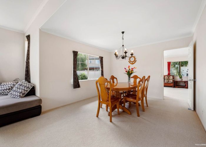  at 22 Heyington Way, East Tamaki Heights, Auckland