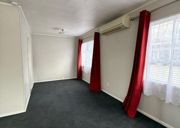  at 101a Triangle Road, Massey, Waitakere City, Auckland