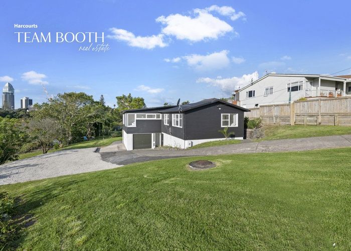  at 2 Francis Street, Takapuna, North Shore City, Auckland