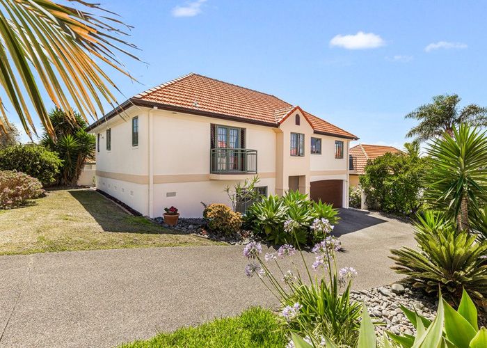  at 30 Parkwood Crescent, Gulf Harbour, Whangaparaoa