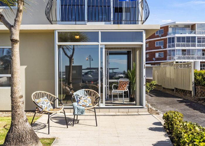  at 1/103 Tamaki Drive, Mission Bay, Auckland