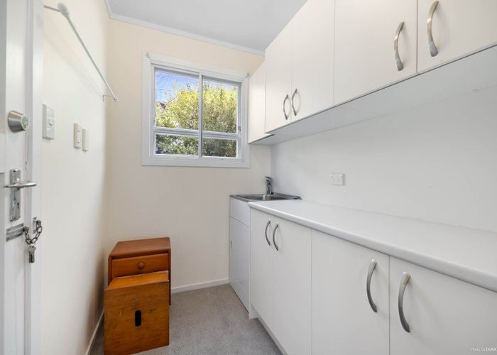  at 2/8 Geraldine Place, Kohimarama, Auckland City, Auckland