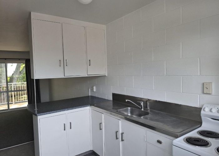  at 2/5 Kitchener Street, Claudelands, Hamilton, Waikato