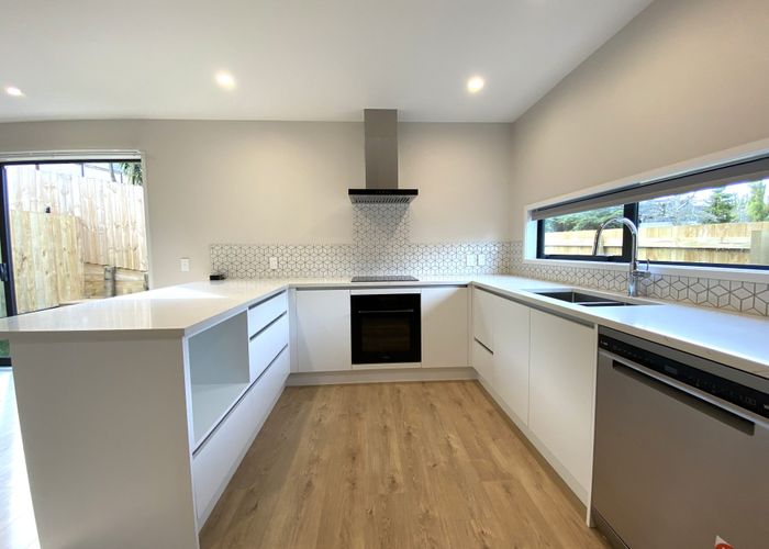 at 19A Dellwood Avenue, Henderson, Waitakere City, Auckland