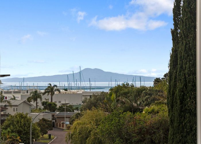  at 1 Endymion Place, Half Moon Bay, Manukau City, Auckland