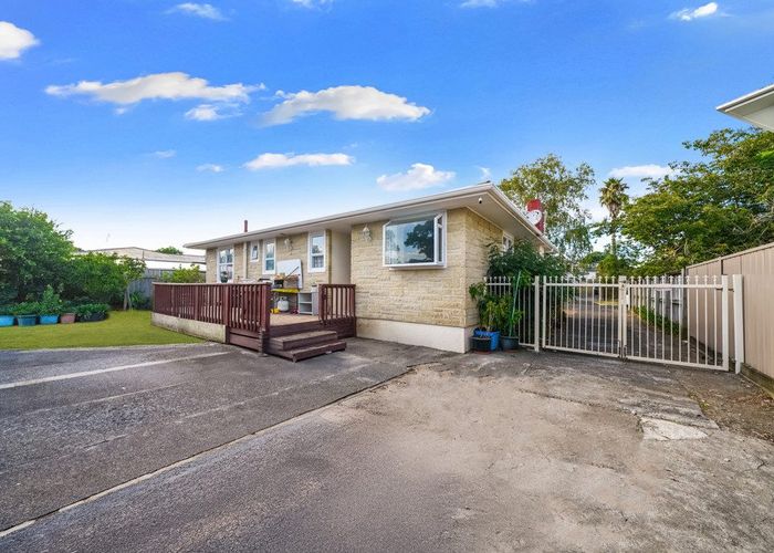  at 91 Mead Street, Avondale, Auckland