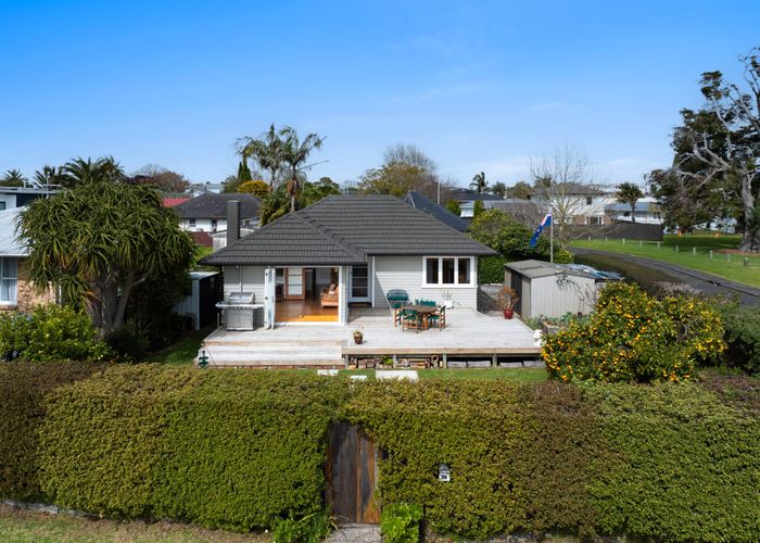  at 26 Durham Street, Te Atatu Peninsula, Waitakere City, Auckland
