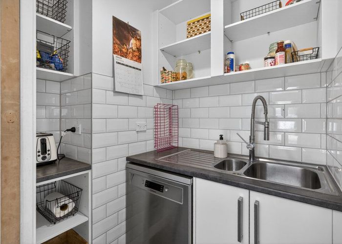  at 6 Bauchop Road, Waterloo, Lower Hutt, Wellington