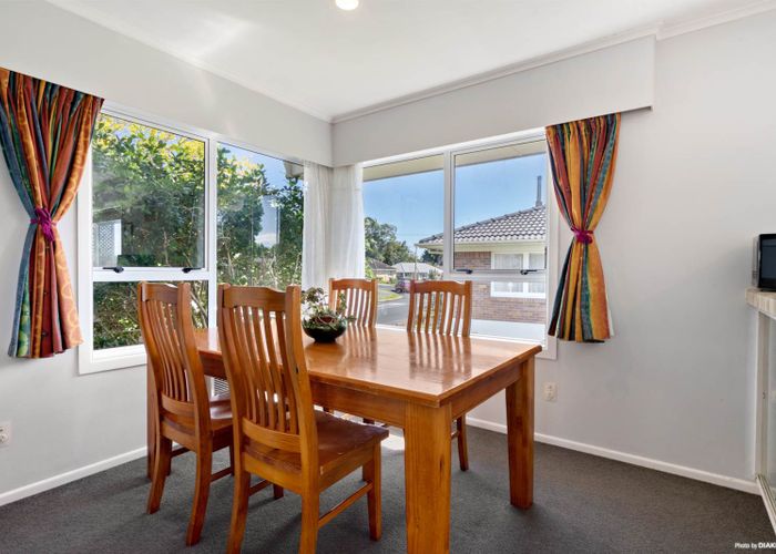  at 4 Ramsey Street, Papatoetoe, Auckland