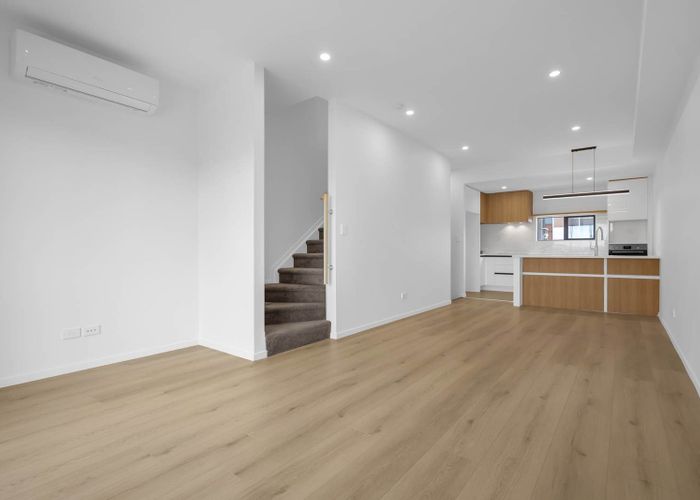  at 15 Papatahi Lane, Flat Bush, Manukau City, Auckland