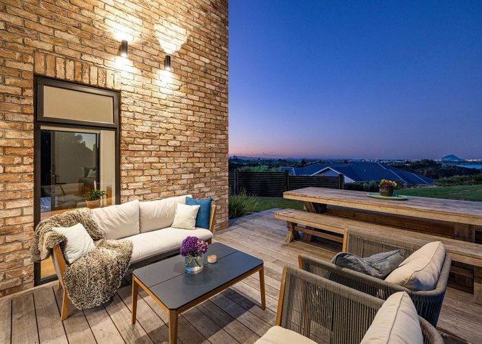  at 42 Te Auhi Way, Welcome Bay, Tauranga, Bay Of Plenty