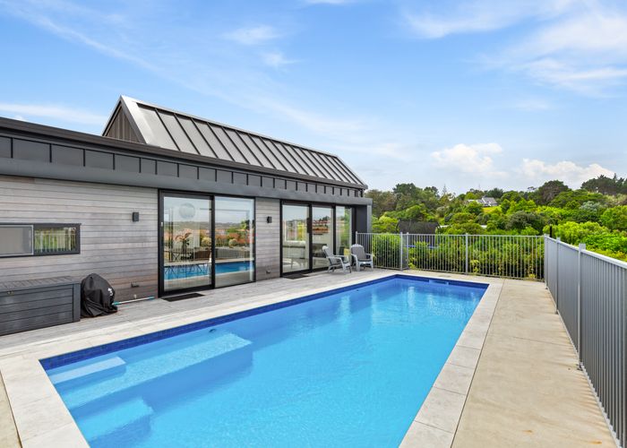  at 9 Laguna Place, Matakatia, Whangaparaoa