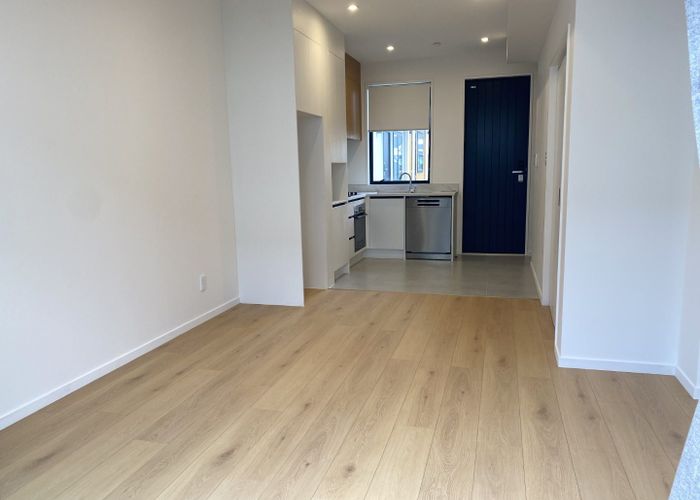  at 9/28 Lavelle Road, Henderson, Waitakere City, Auckland