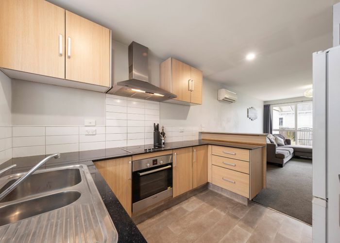  at 2/97 Champion Street, Edgeware, Christchurch City, Canterbury