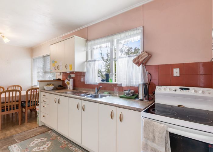  at 37 Diana Drive, Glenfield, Auckland