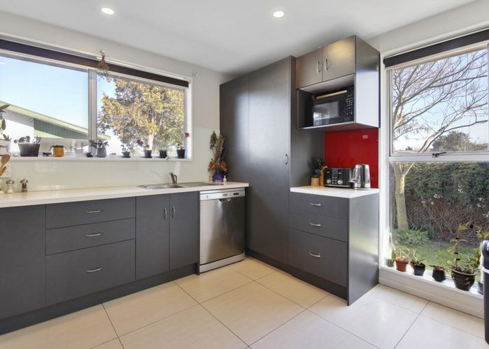  at 1/2 Bayswater Crescent, Bromley, Christchurch City, Canterbury