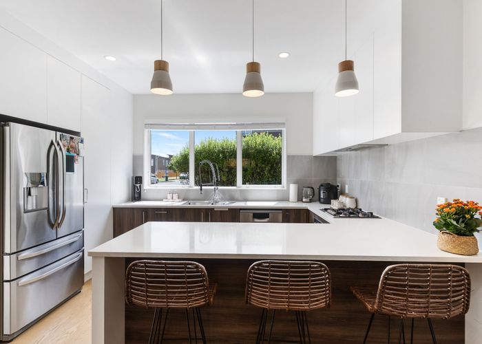  at 37 Sunshine Boulevard, Sunnyvale, Waitakere City, Auckland