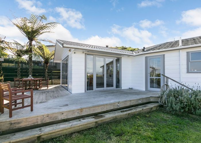  at 244 Mitchell Street, Brooklyn, Wellington