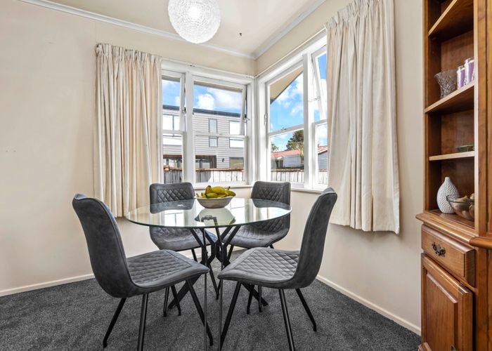  at 13 Miro Road, Mangere Bridge, Auckland