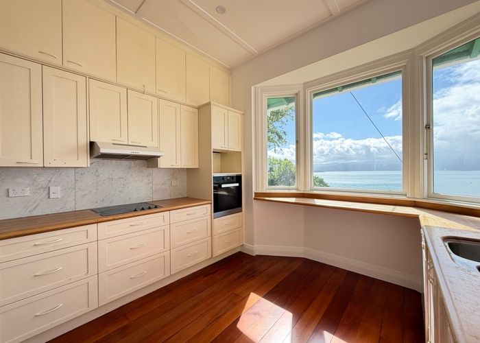  at 8 Lower Watt Street, Wadestown, Wellington, Wellington