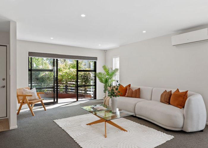  at 20 Grove Road, Addington, Christchurch City, Canterbury