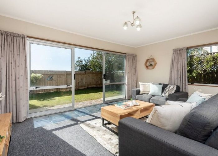  at 1/1004 Papamoa Beach Road, Papamoa Beach, Tauranga, Bay Of Plenty