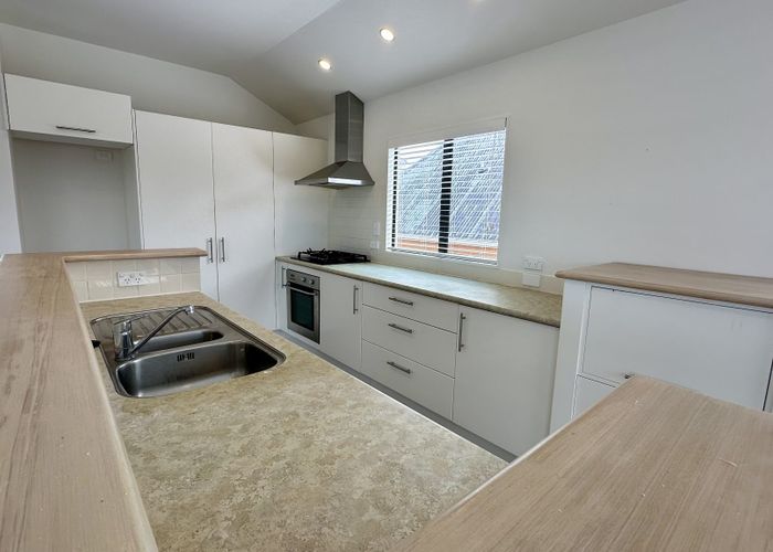  at 10 Johnstone Street, Point Chevalier, Auckland City, Auckland