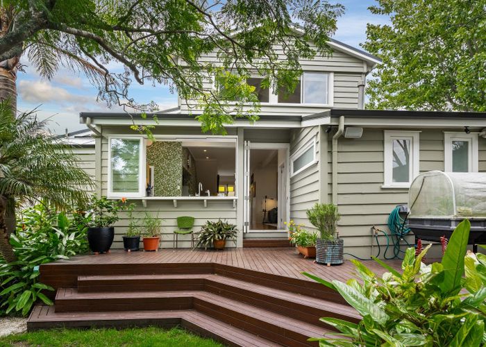  at 1/9A Regent Street, Devonport, North Shore City, Auckland