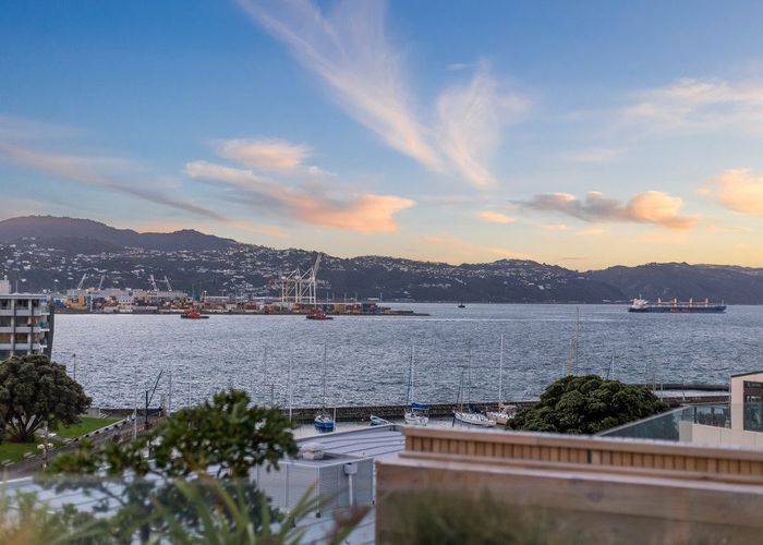  at 57 Roxburgh Street, Mount Victoria, Wellington, Wellington