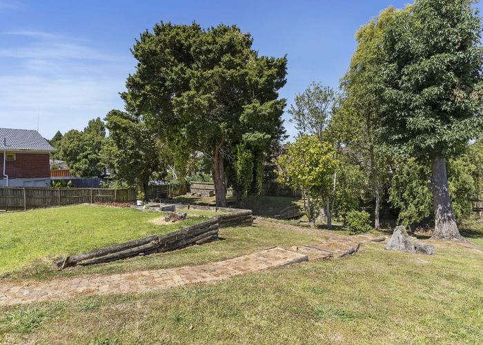  at 5 Kelvyn Grove, Hillpark, Auckland
