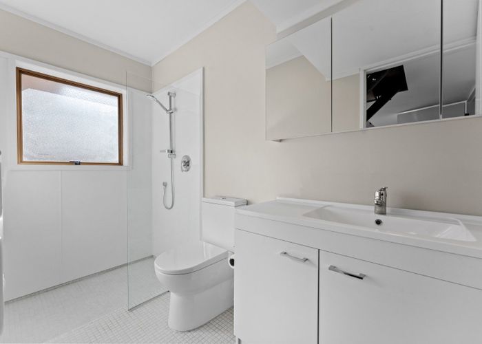  at 20 Cross Street, Castlecliff, Whanganui