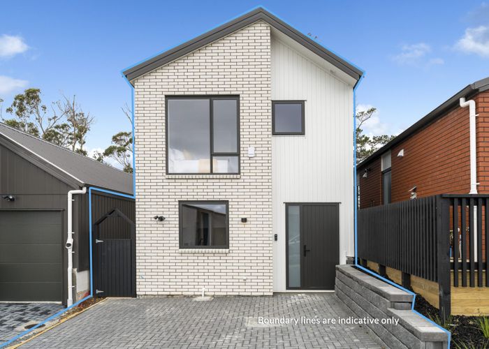  at 35 Puhikawa Street, Massey, Waitakere City, Auckland